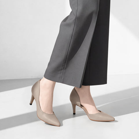 15% OFF: 2024SSBI: Pointed Toe Side Cut Pumps (7674) Greige