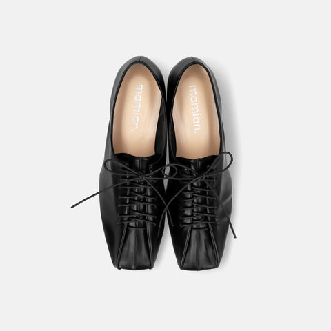 予約：2026SS：レースアップフラットシューズ（m10311）ブラック/mamian（マミアン）